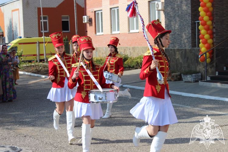 ДЕНЬ ЗНАНИЙ СОСТОЯЛСЯ В ГРОЗНЕНСКОЙ ШКОЛЕ РОСГВАРДИИ