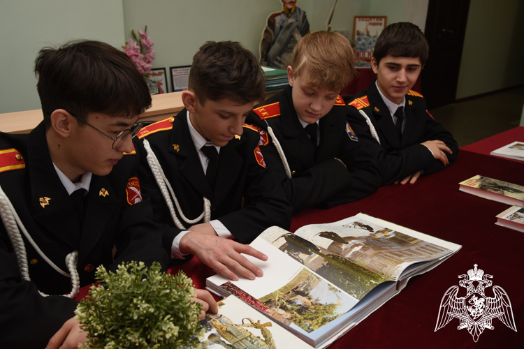 14 февраля 2025 года кадеты приняли участие в тематическом вечере «Пусть память говорит»