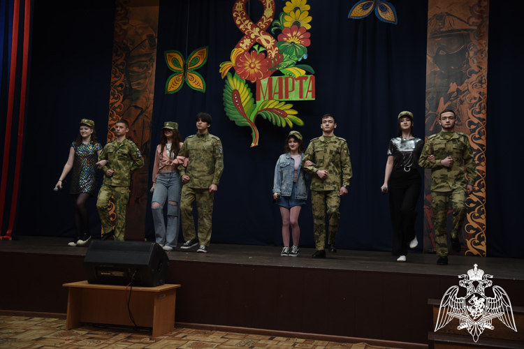 В гарнизонном доме офицеров состоялся концерт, посвященный Дню 8 марта