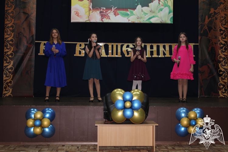 3 октября 2025 года в школе прошел праздничный концерт, посвященный Дню учителя