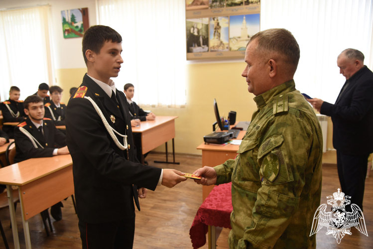 Лучшим кадетам школы вручили специальные звания